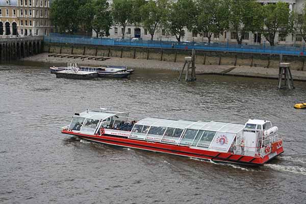london riverboat