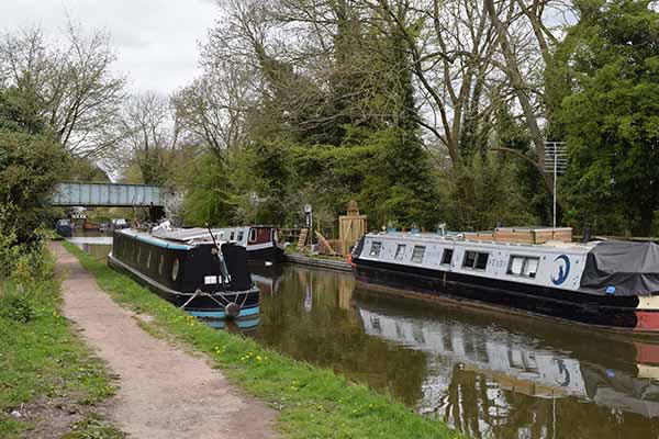 Grand Union Canal Kingswood