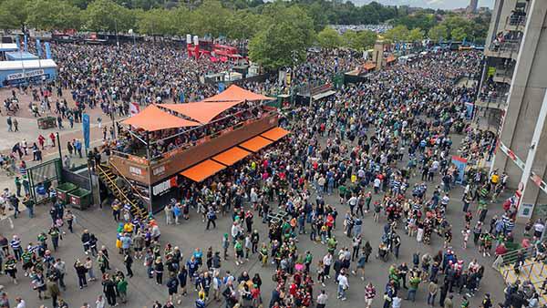 Twickenham crowds